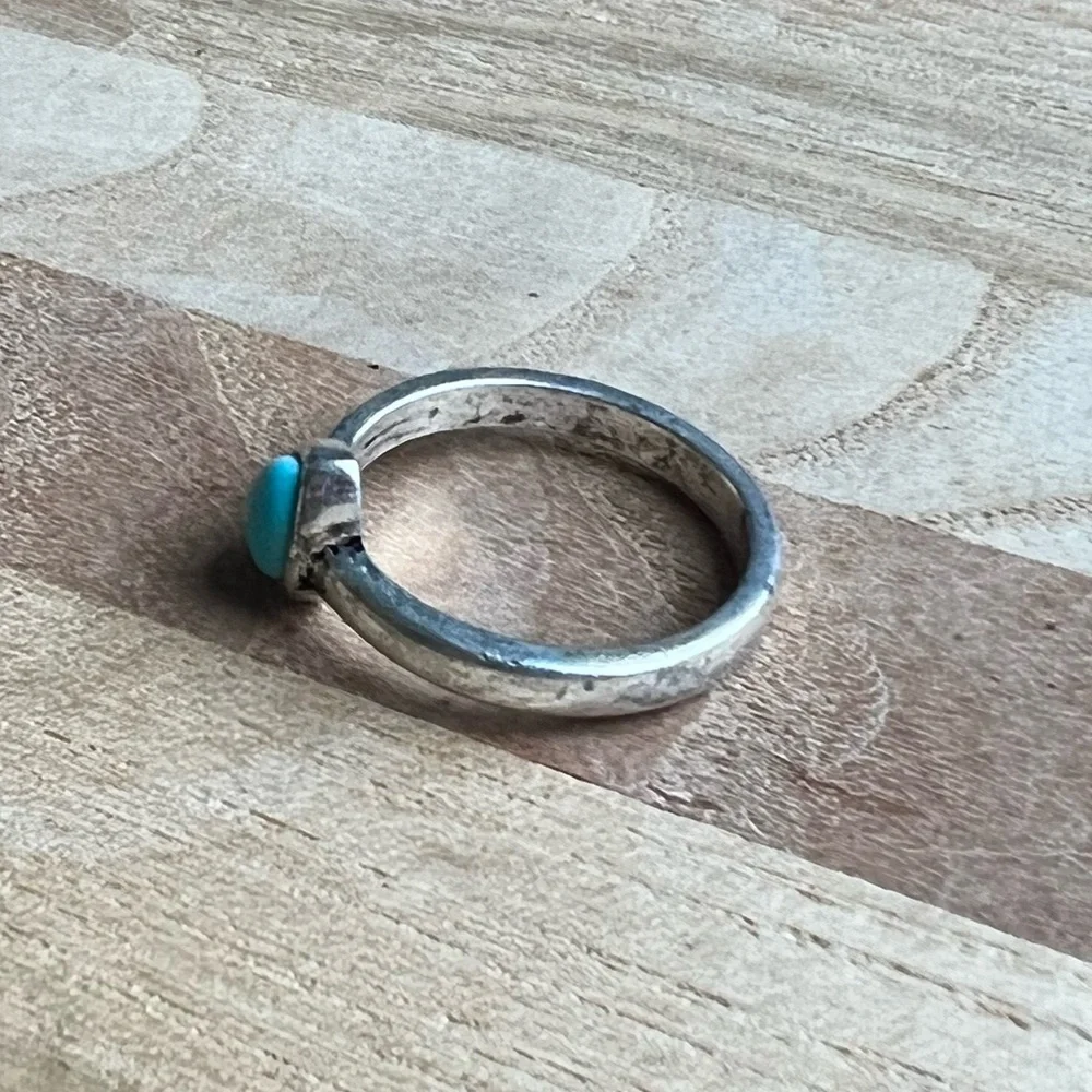 Vintage silver turquoise teardrop ring